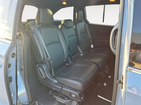Used 2025 Honda Odyssey Sport-L image 23
