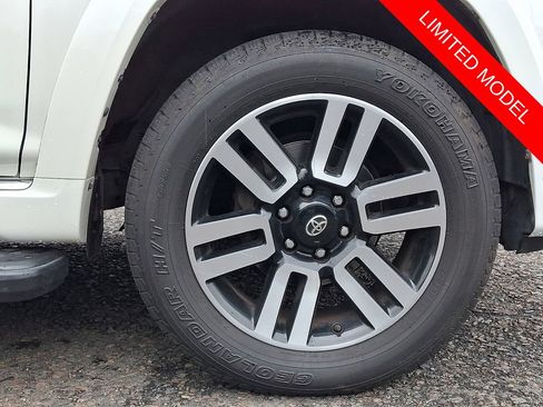 Used 2021 Toyota 4Runner Limited AWD/4WD image 8