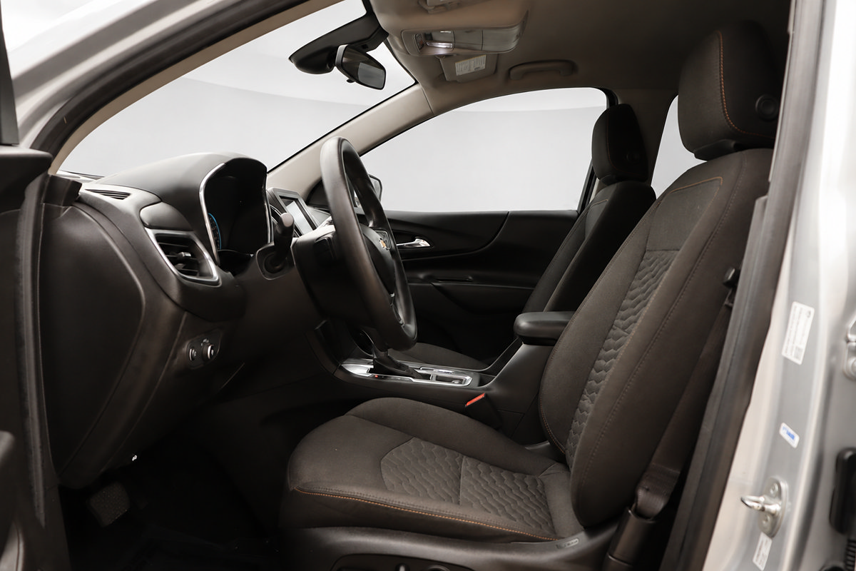Used 2020 Chevrolet Equinox LT FWD image 25