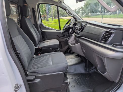 Used 2024 Ford Transit 250 Low Roof w/ Exterior Upgrade Package RWD image 10