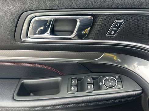 Certified 2018 Ford Explorer Sport AWD/4WD image 10