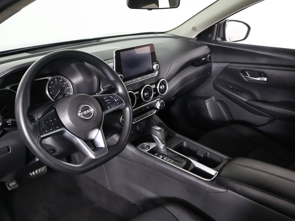 Used 2025 Nissan Sentra SV FWD image 24