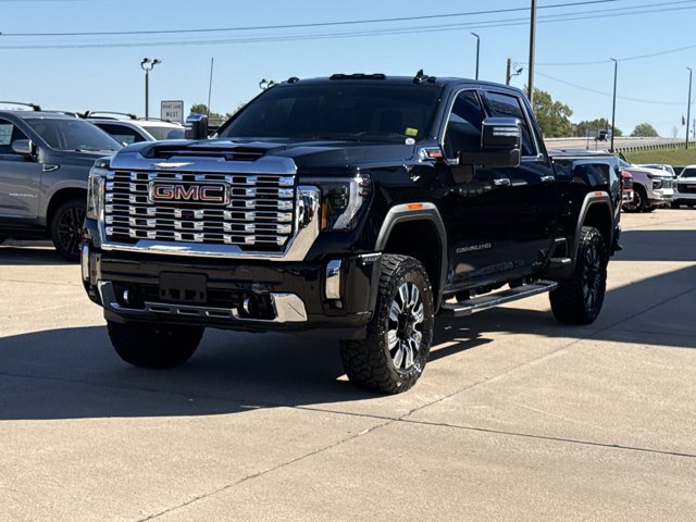 Used 2025 GMC Sierra 2500 Denali w/ Denali Reserve Package AWD/4WD image 7