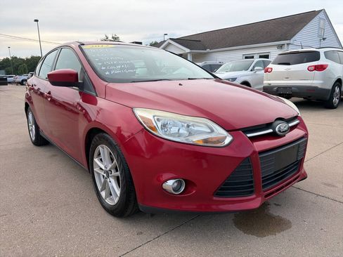 Used 2012 Ford Focus SE FWD image 3
