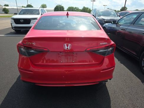 Used 2023 Honda Civic Sport image 3