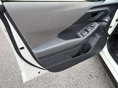 Certified 2024 Subaru Crosstrek 2.0i Premium w/ Crosstrek Mirror Package AWD/4WD image 11