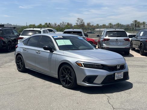 Used 2024 Honda Civic Sport image 25