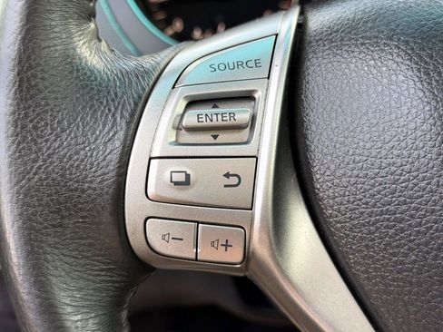 Used 2015 Nissan Altima 2.5 SV w/ Convenience Package FWD image 22