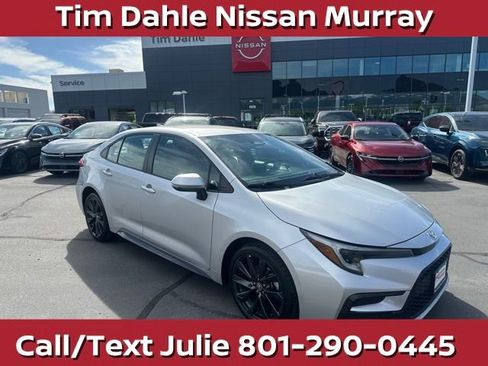 Used 2023 Toyota Corolla SE FWD image 1