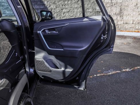 Certified 2019 Toyota RAV4 Limited image 15