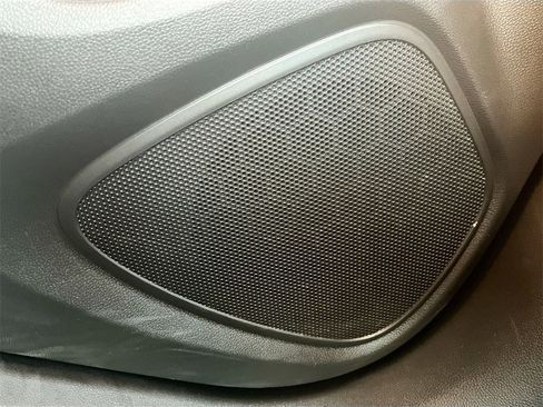 Used 2023 Buick Encore GX Select w/ Safety Package II image 18