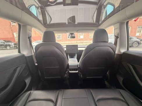 Used 2021 Tesla Model Y 2WD image 14