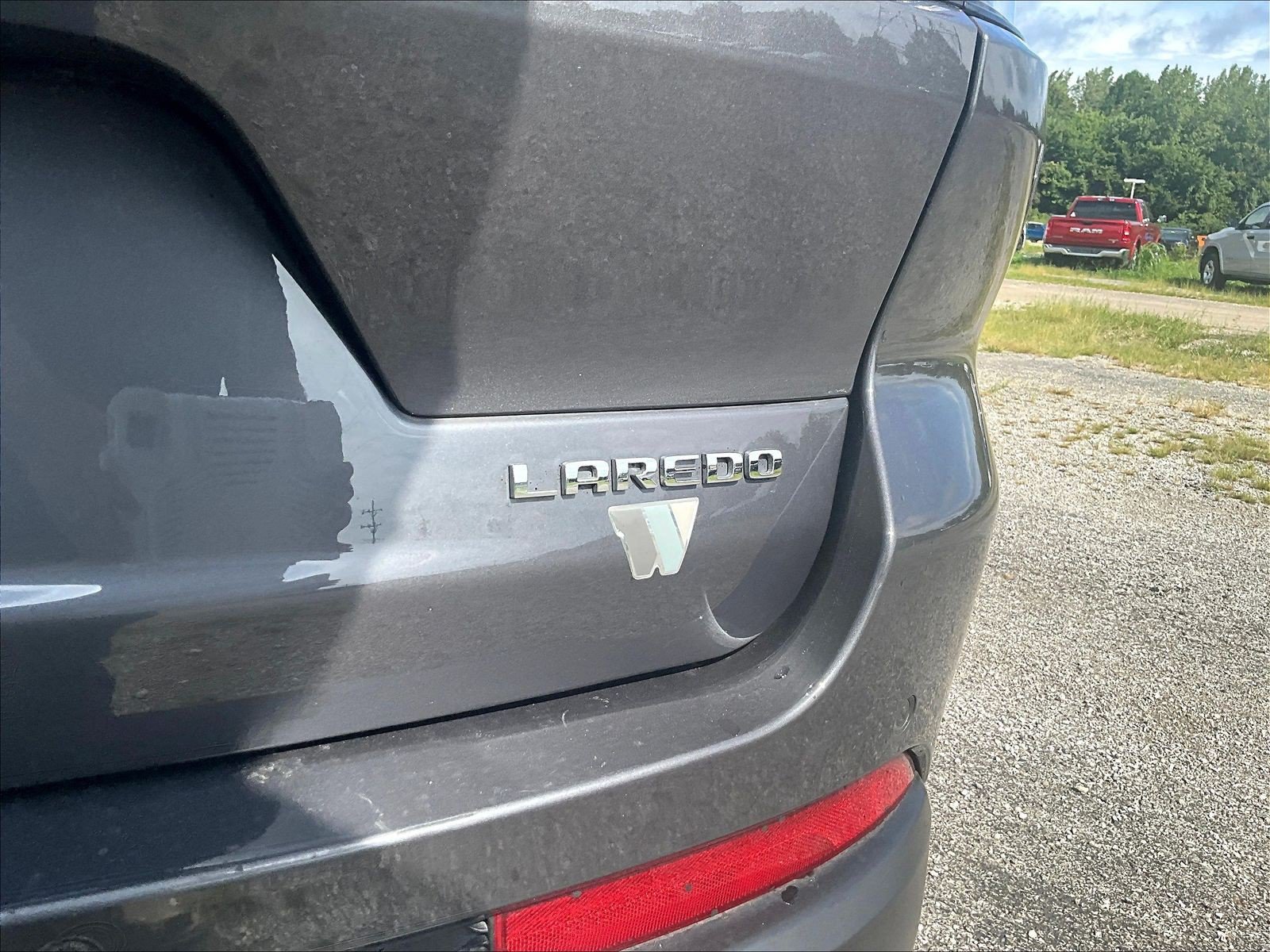 Used 2024 Jeep Grand Cherokee L Laredo AWD/4WD image 24