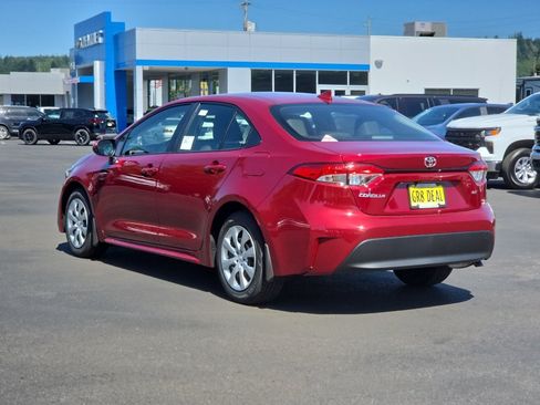 New 2026 Toyota Corolla LE FWD image 4
