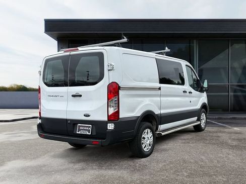 Used 2017 Ford Transit 250 130 Low Roof w/ Exterior Upgrade Package RWD image 5