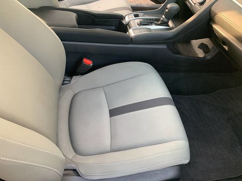 Used 2019 Honda Civic LX image 13