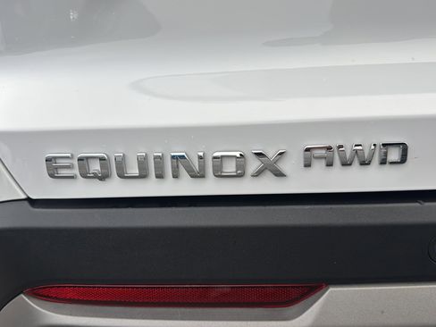 Used 2025 Chevrolet Equinox LT w/ Convenience Package II image 45