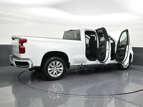 Used 2023 Chevrolet Silverado 1500 Custom RWD image 33