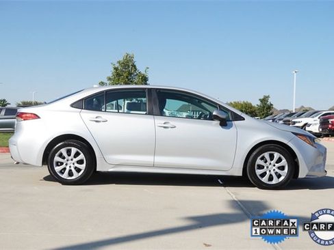 Used 2023 Toyota Corolla LE image 10