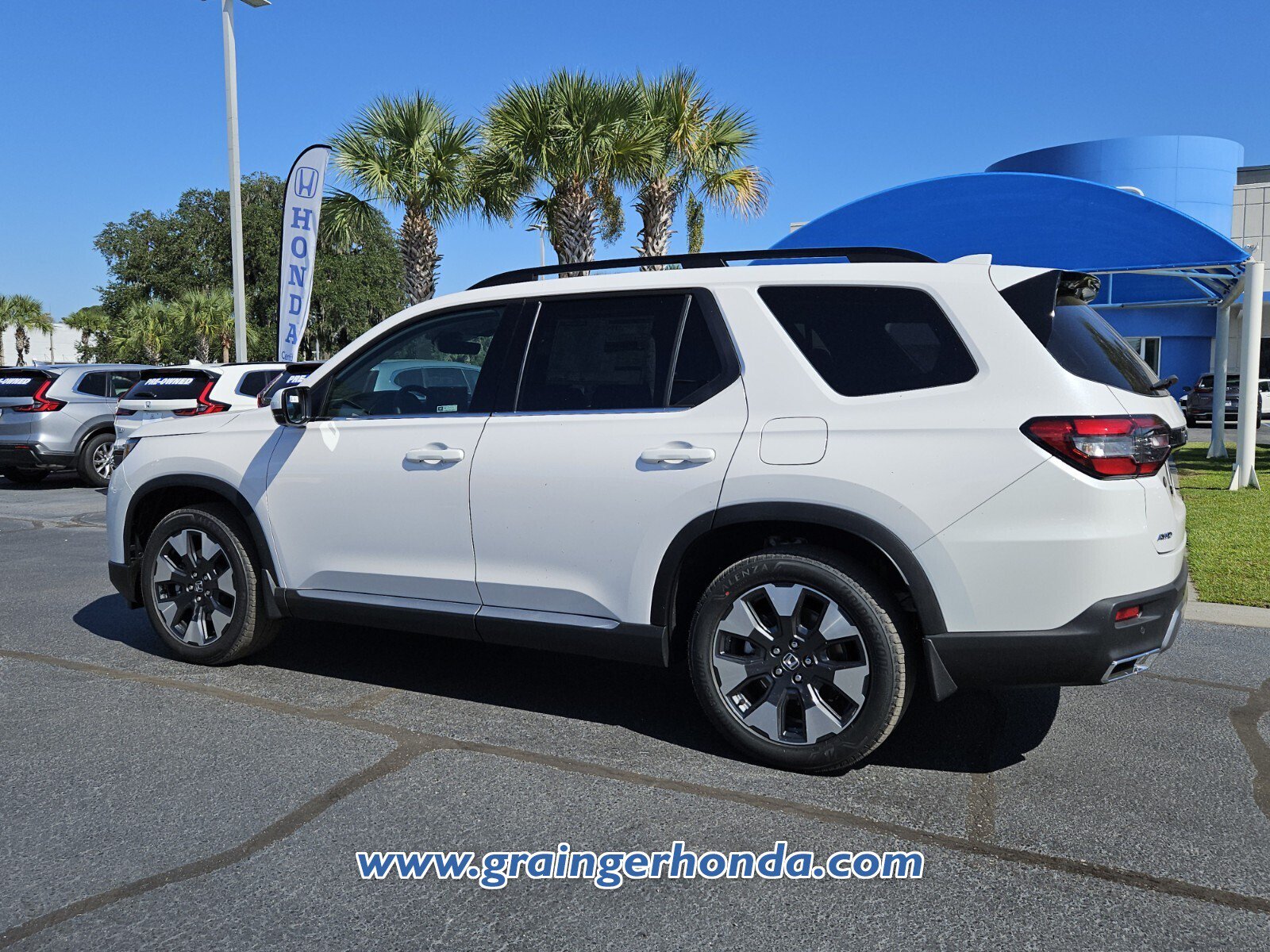 New 2026 Honda Pilot Elite image 3
