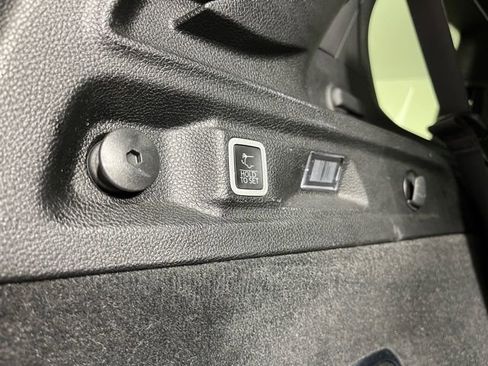 Used 2023 Jeep Grand Cherokee L Summit image 45