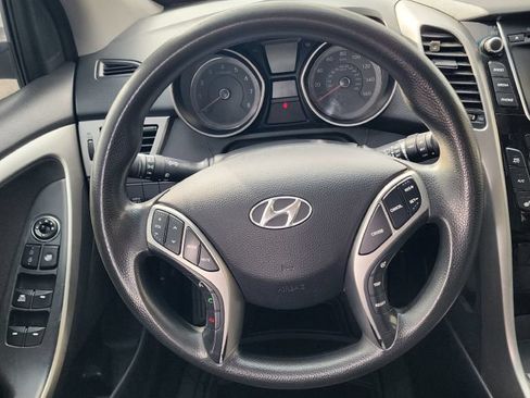 Used 2014 Hyundai Elantra GT FWD image 11
