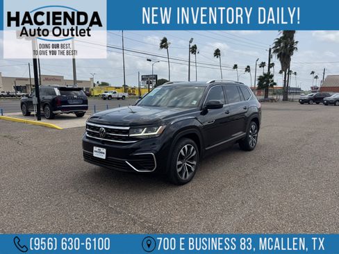 Used 2023 Volkswagen Atlas SEL Premium AWD/4WD image 1