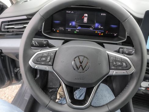 New 2026 Volkswagen Jetta SE FWD image 22
