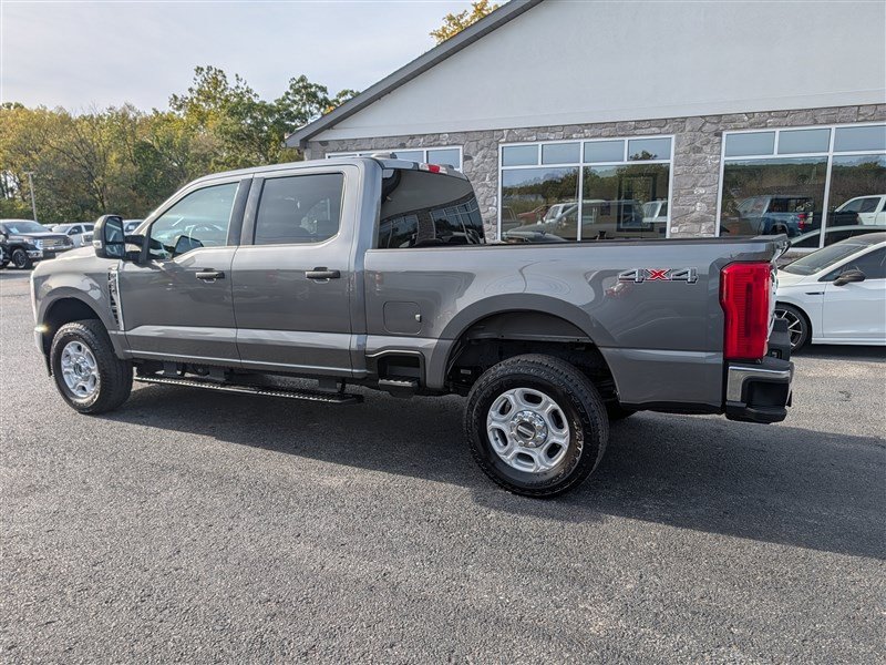 Used 2026 Ford F250 XLT AWD/4WD image 4