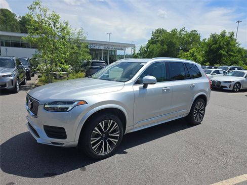 Used 2020 Volvo XC90 T5 Momentum AWD/4WD image 7