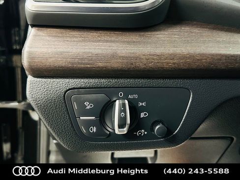 Certified 2023 Audi Q5 2.0T Premium w/ Convenience Package image 17