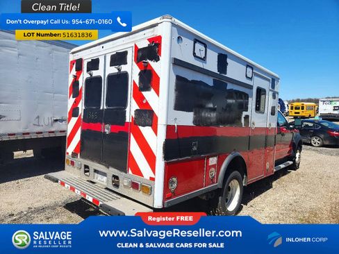 Used 2017 Ford F550 4x4 SuperCab Super Duty image 4