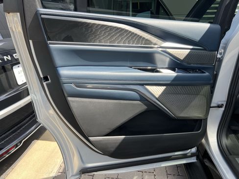 Used 2025 Cadillac Escalade IQ Sport 2 AWD/4WD image 31