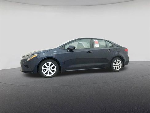 New 2026 Toyota Corolla LE image 18