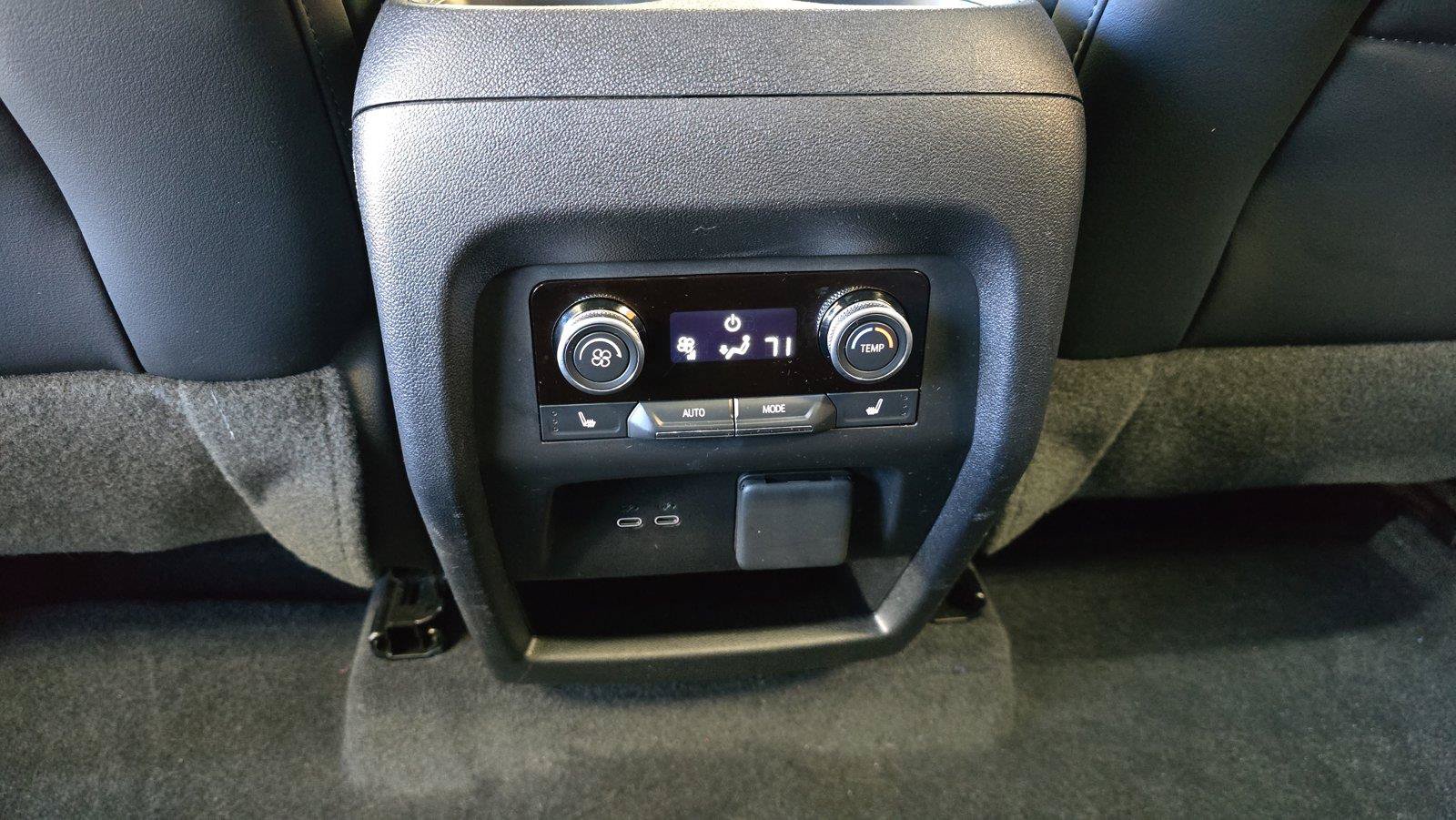 Used 2025 Buick Enclave Avenir w/ Super Cruise Package AWD/4WD image 18