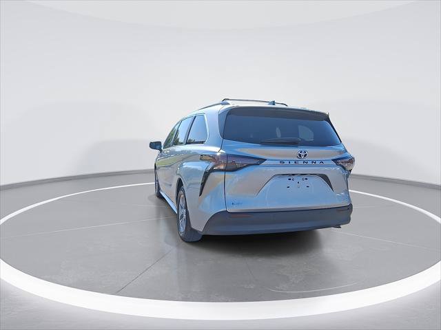 Certified 2025 Toyota Sienna XLE w/ XLE Plus Package FWD image 7