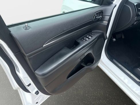 Used 2021 Jeep Grand Cherokee Limited w/ Quick Order Package 28K 80th RWD image 17