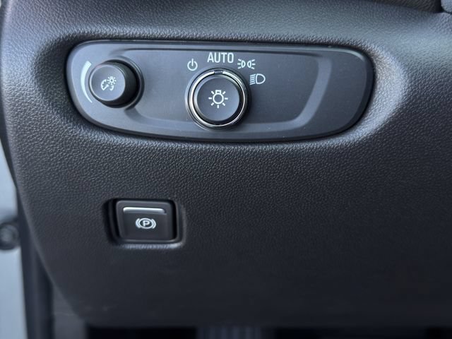 New 2026 Chevrolet Blazer LT w/ Convenience Package FWD image 17