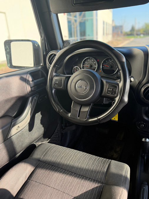 Used 2011 Jeep Wrangler Unlimited Sport AWD/4WD image 31