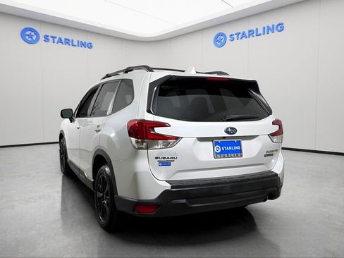 Used 2020 Subaru Forester Premium AWD/4WD image 6