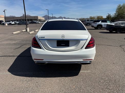 Used 2019 Mercedes-Benz S 560 Sedan w/ Premium Package image 4