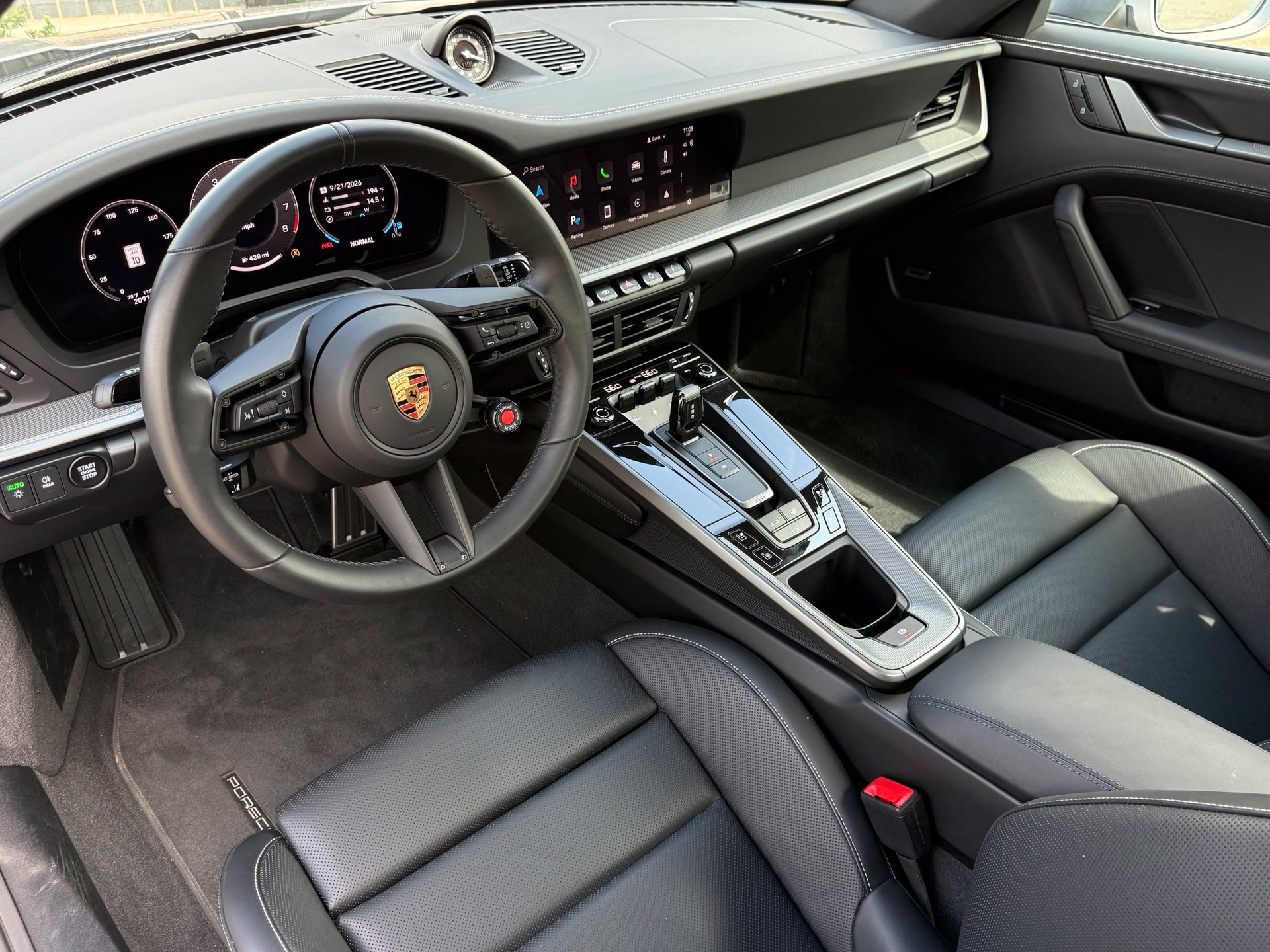 Certified 2025 Porsche 911 Carrera S RWD image 4