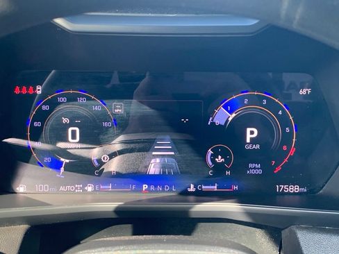 Used 2024 Chevrolet Colorado Trail Boss w/ Advanced Trailering Package AWD/4WD image 12