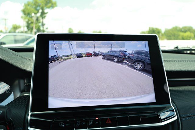 New 2026 Jeep Compass Latitude AWD/4WD image 17