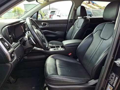 Used 2023 Kia Sorento EX AWD/4WD image 14