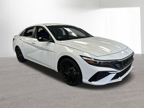 New 2026 Hyundai Elantra Sport FWD image 13