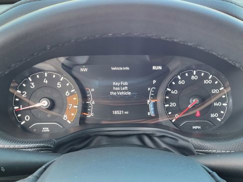 Used 2023 Jeep Compass Latitude AWD/4WD image 7