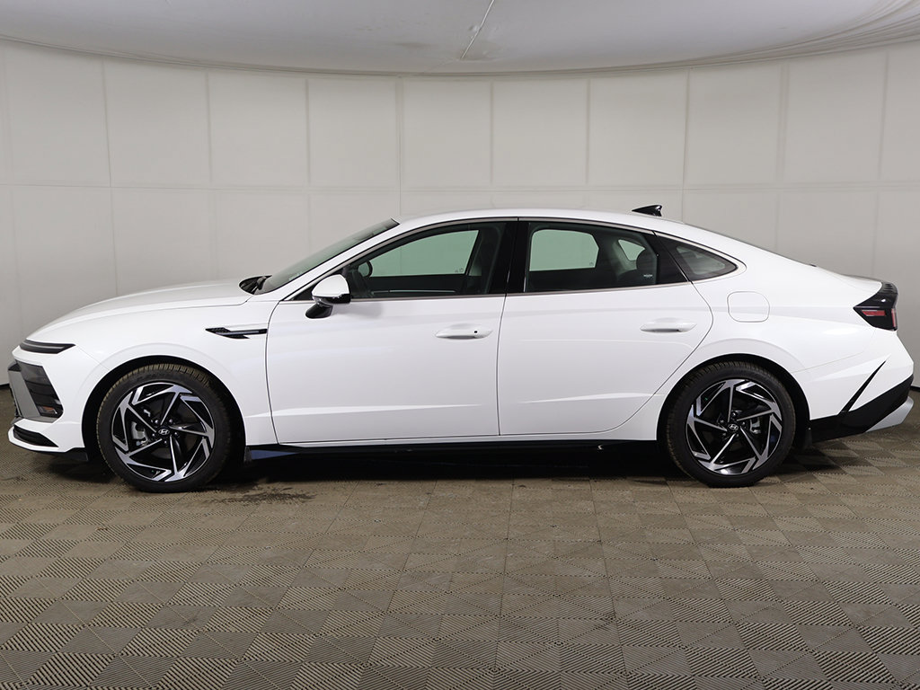 Certified 2026 Hyundai Sonata SEL AWD/4WD image 12