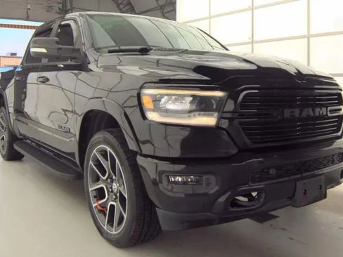 Used 2019 RAM 1500 Laramie AWD/4WD image 3
