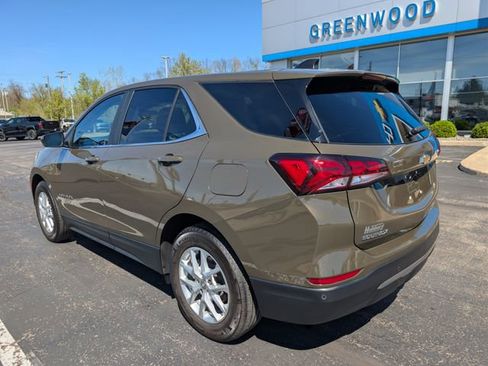 Used 2023 Chevrolet Equinox LT FWD image 3